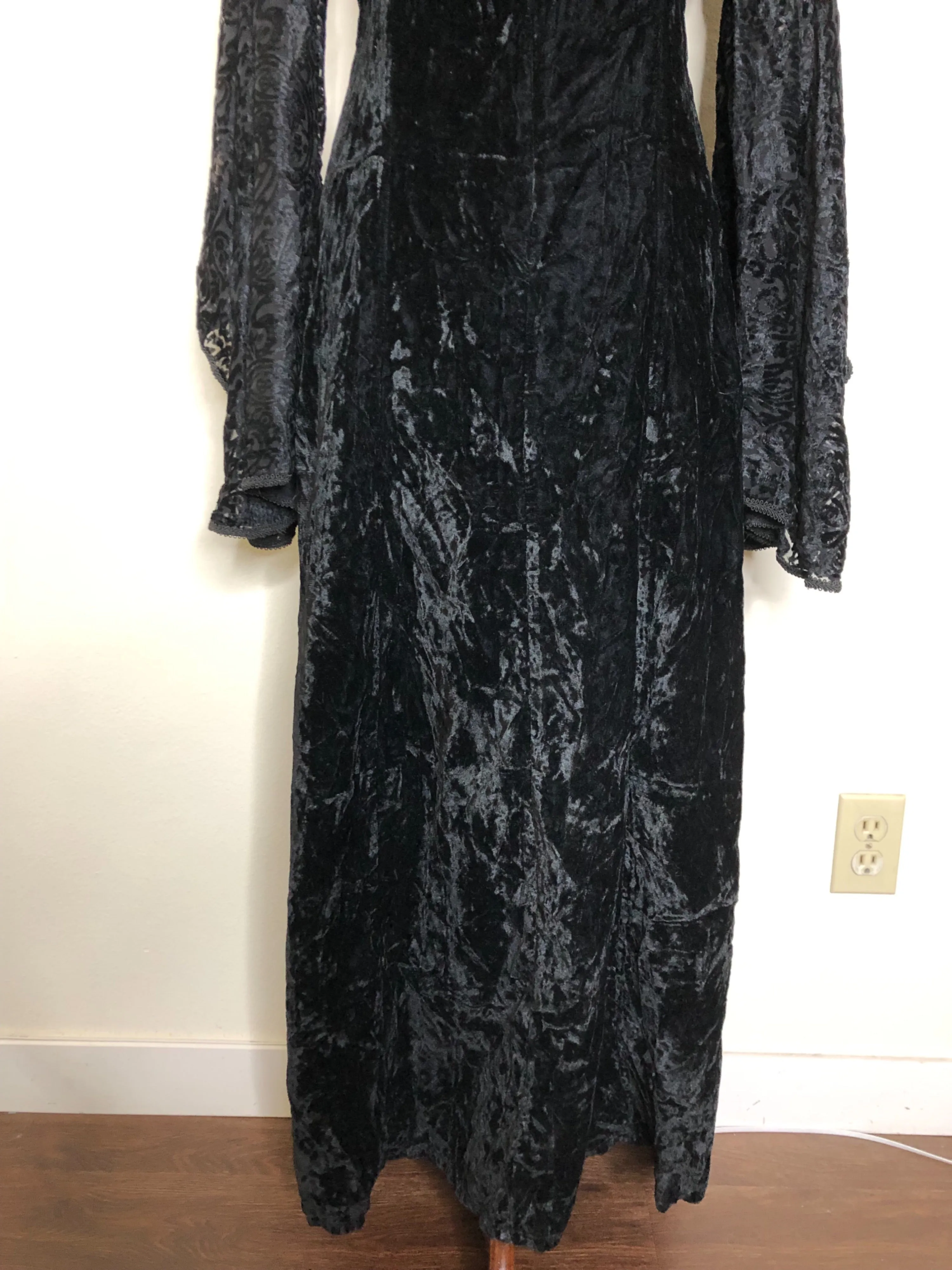 '90’s Crushed Velvet Goth/Renaissance Gown by Lipservice Los Angeles