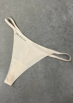 SEAMLESS VELOCITY THONG - NUDE